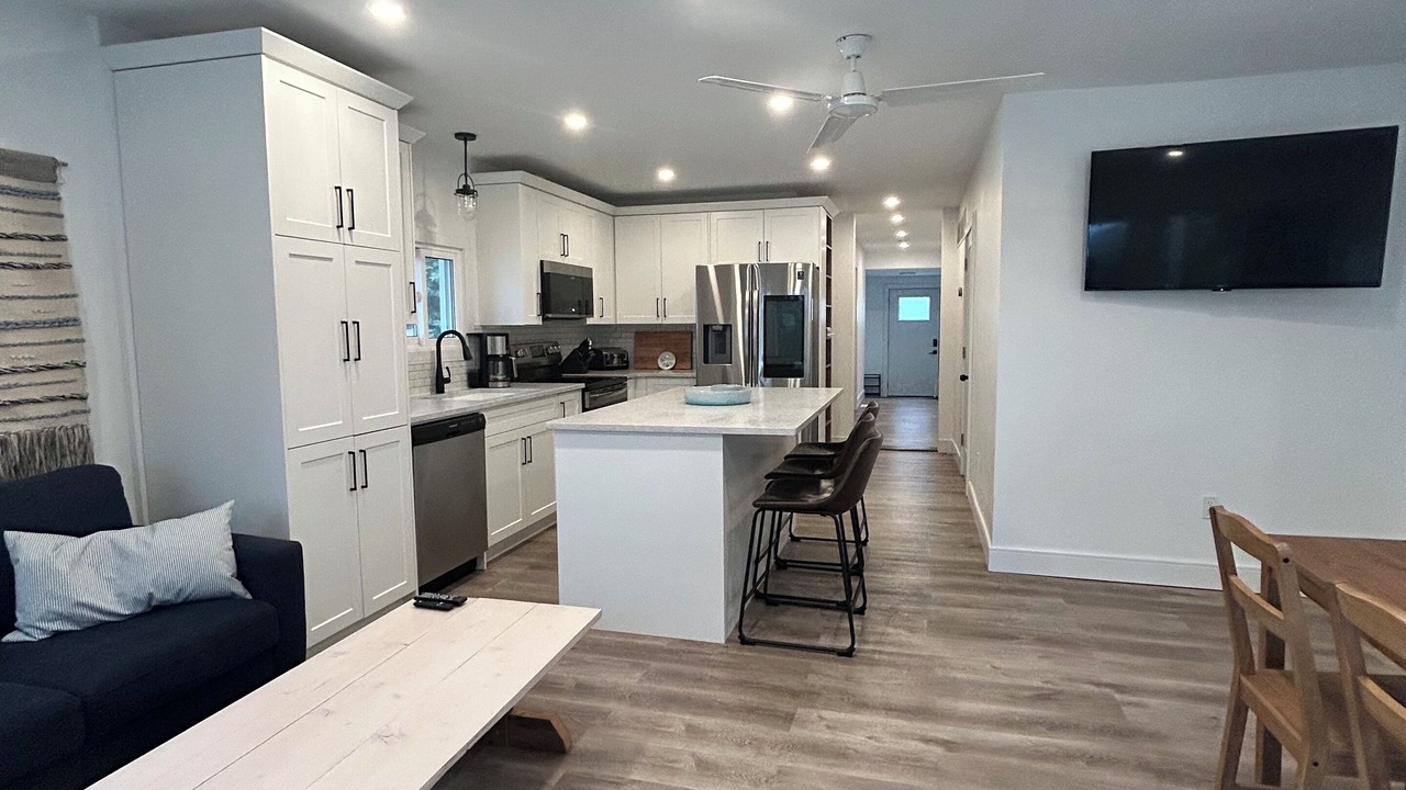 Photo of Livingroom in Kincardine