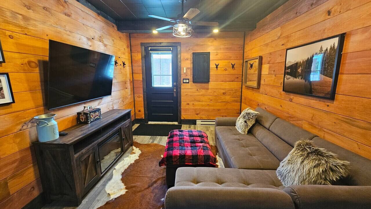 Photo of Livingroom in Montebello