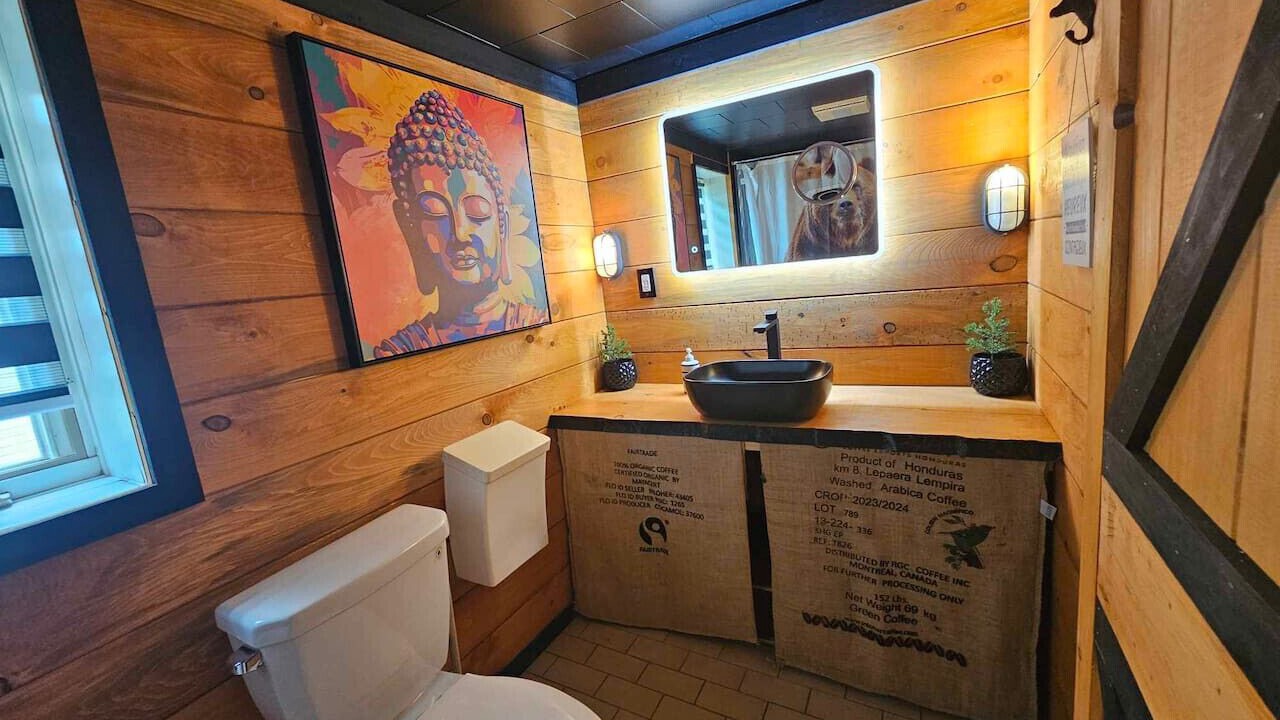 Photo of Bathroom in Montebello