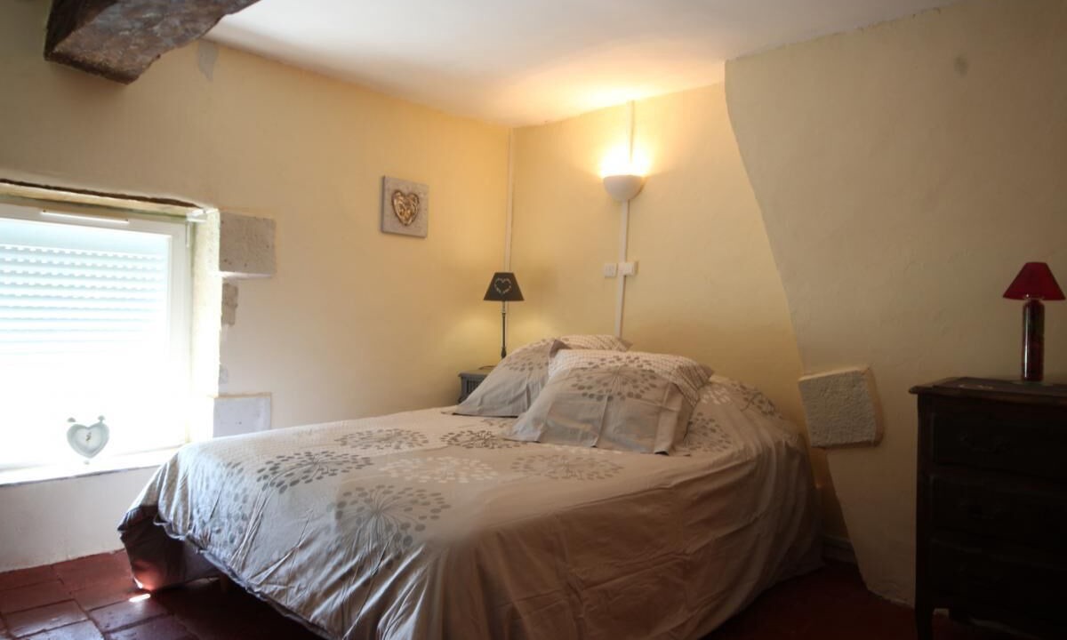 Photo of Bedroom in Bourg-le-Comte