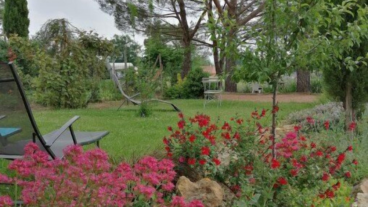 Photo of Outdoor in Bourg-le-Comte