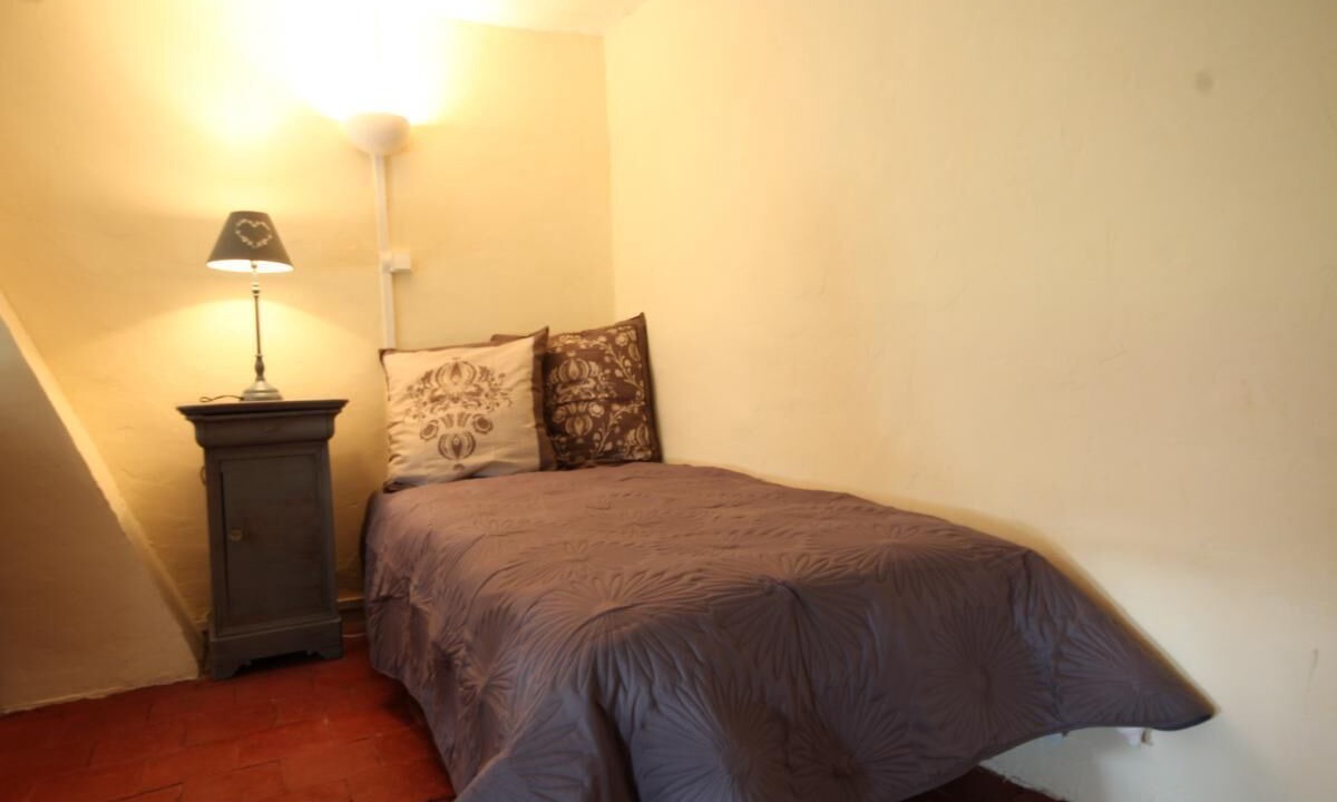 Photo of Bedroom in Bourg-le-Comte