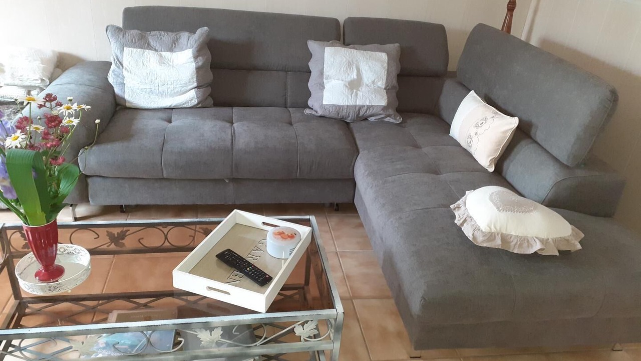 Photo of Livingroom in Bourg-le-Comte