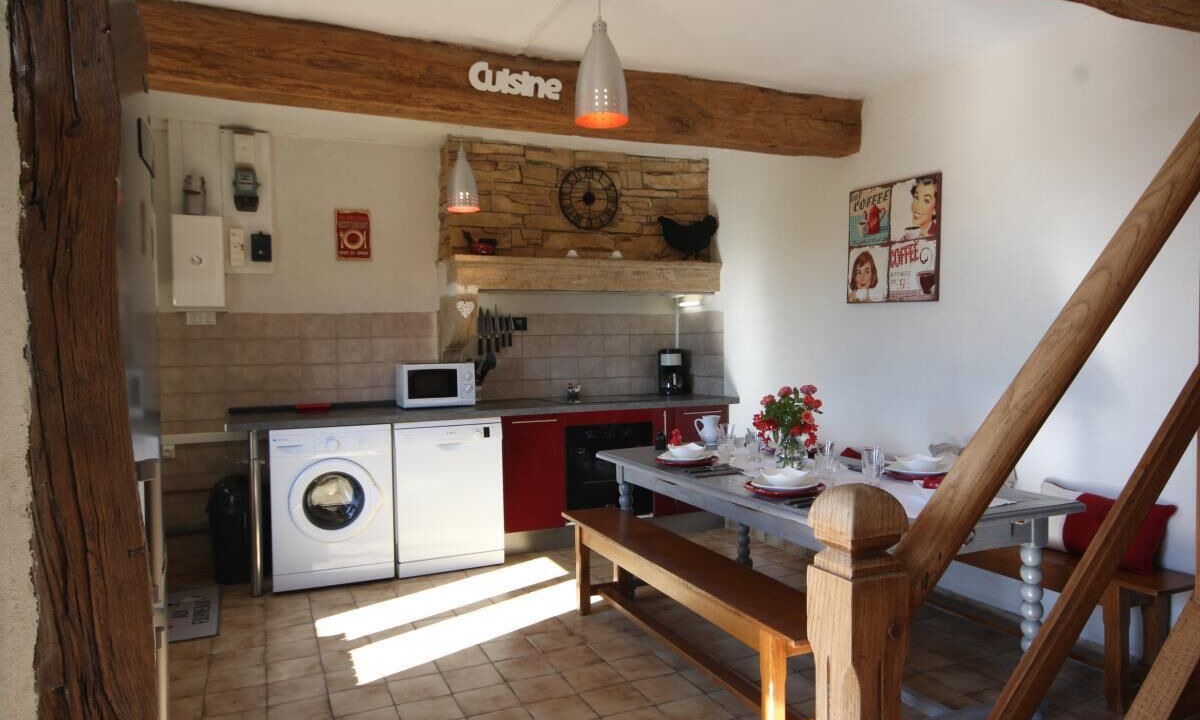 Photo of Kitchen in Bourg-le-Comte