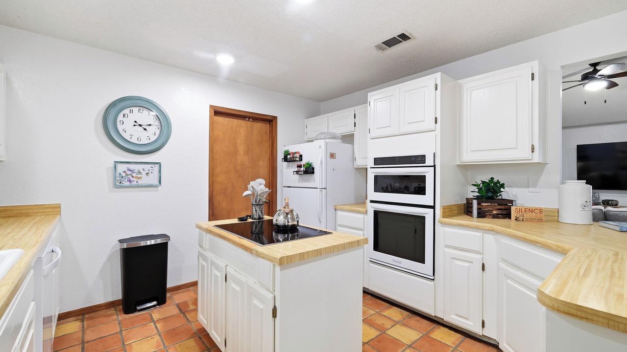 Photo of Kitchen in Scenic Oaks