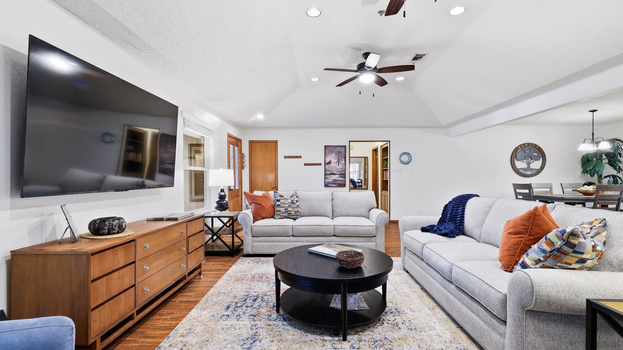 Photo of Livingroom in Scenic Oaks