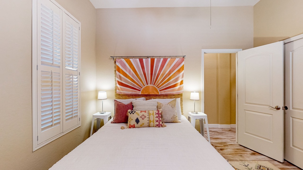 Photo of Bedroom in Montecito in Estrella