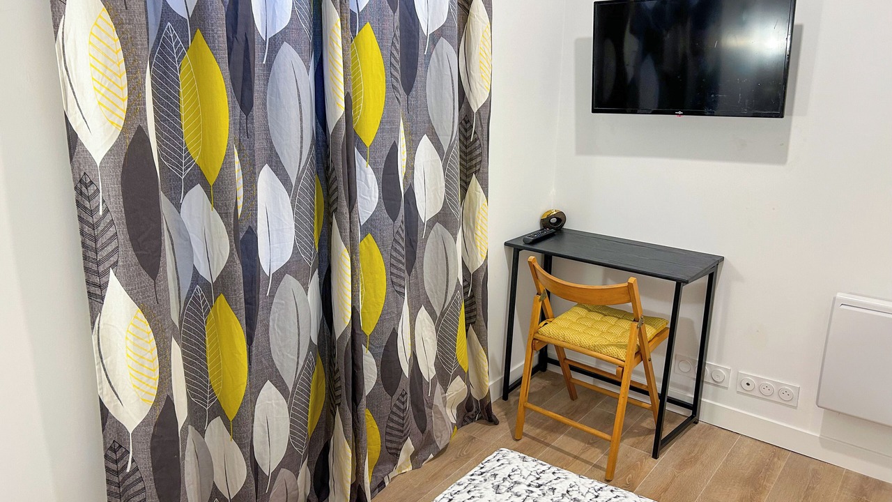 Photo of Bedroom in Corbeil-Essonnes
