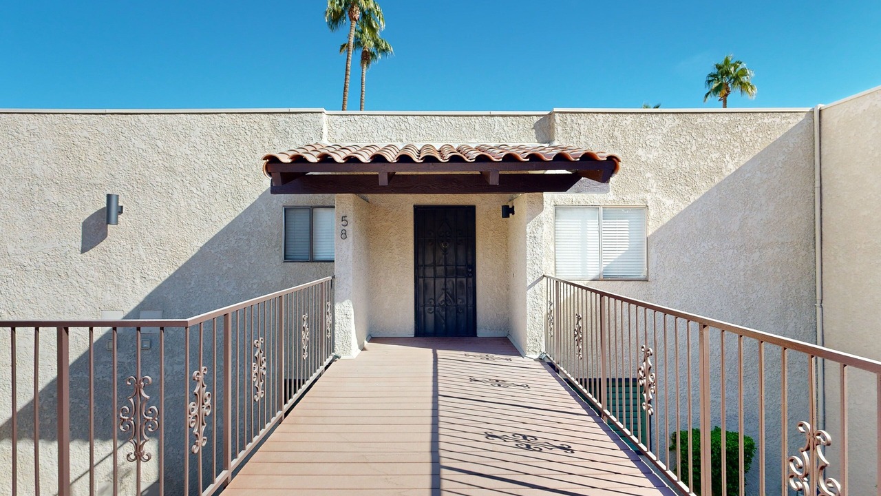 Photo of Outdoor in Canyon Corridor