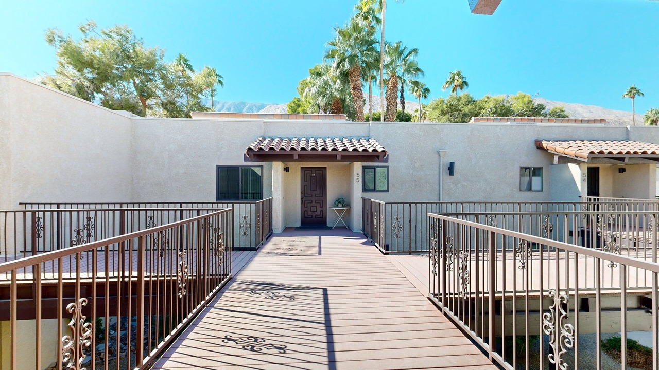 Photo of Patio Balcony in Canyon Corridor