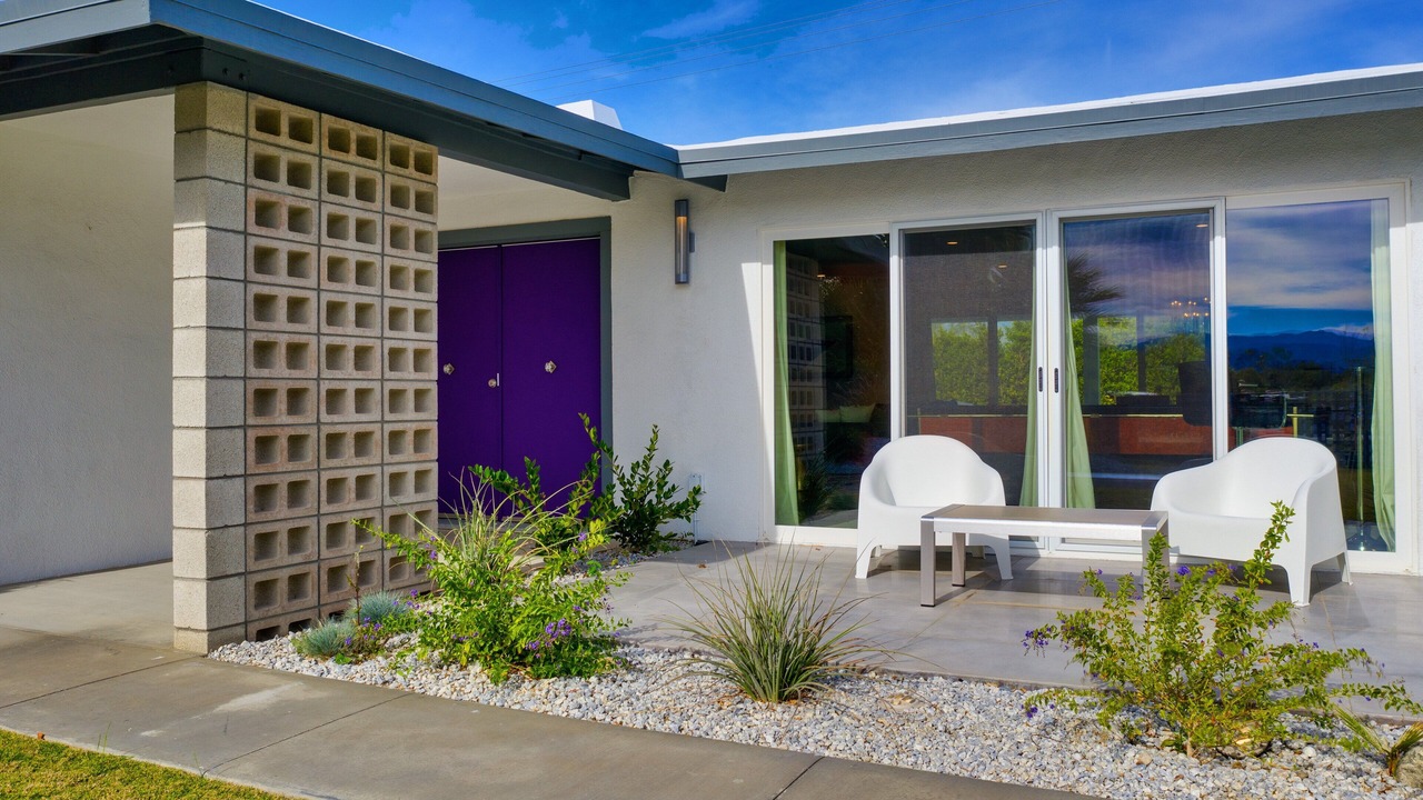 Photo of Patio Balcony in Desert Park Estates