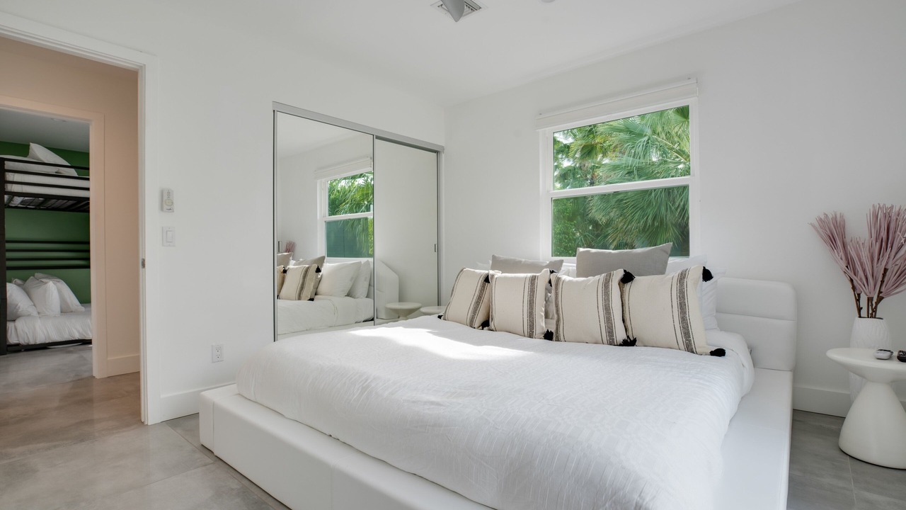 Photo of Bedroom in Desert Park Estates