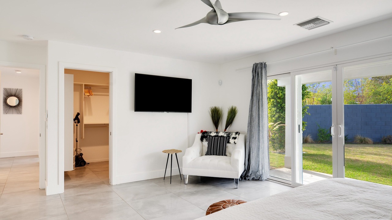 Photo of Bedroom in Desert Park Estates
