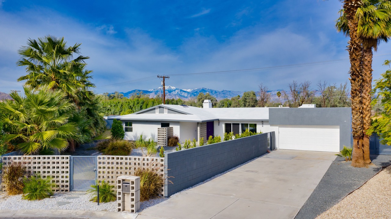 Photo of Outdoor in Desert Park Estates