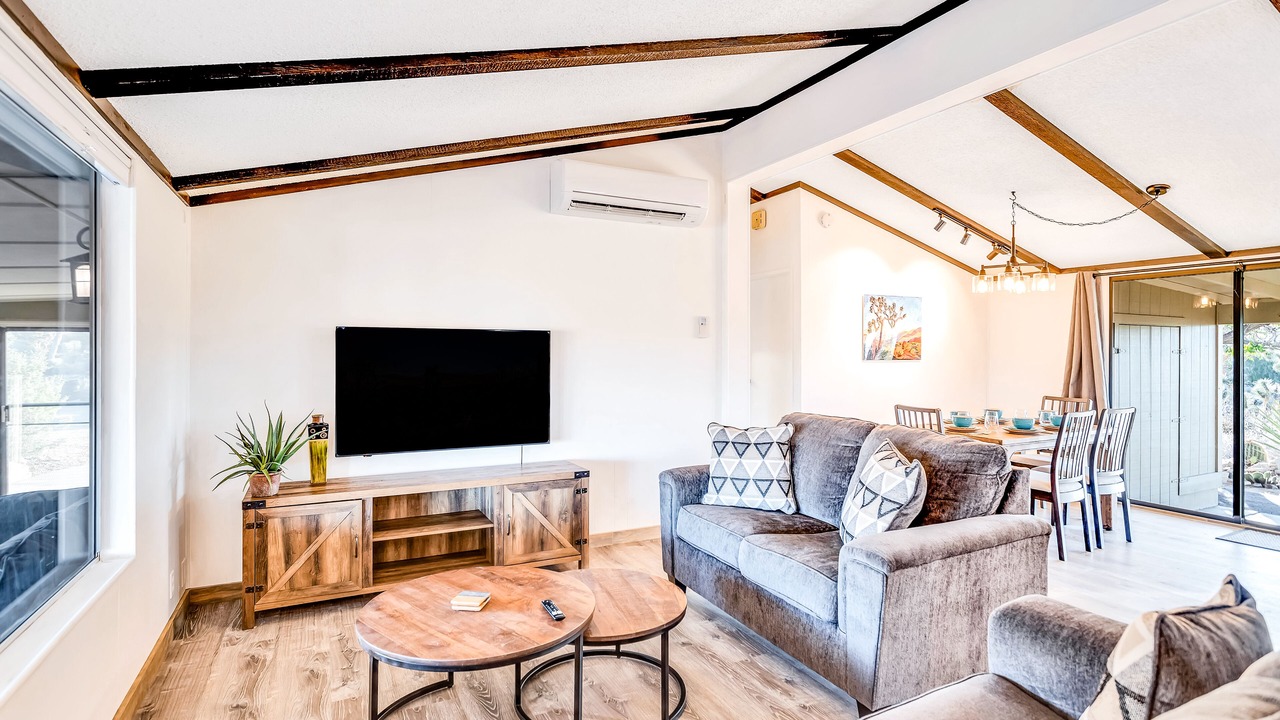 Photo of Livingroom in Joshua Tree Highlands