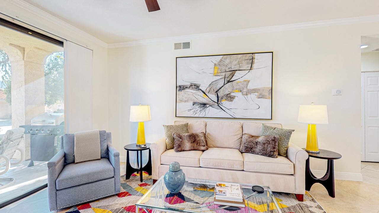 Photo of Livingroom in Cathedral City