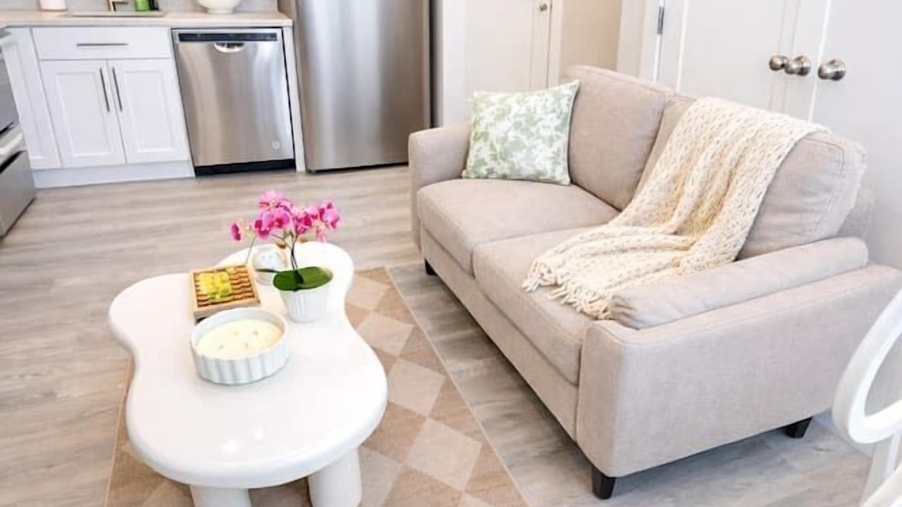 Photo of Livingroom in Mill River