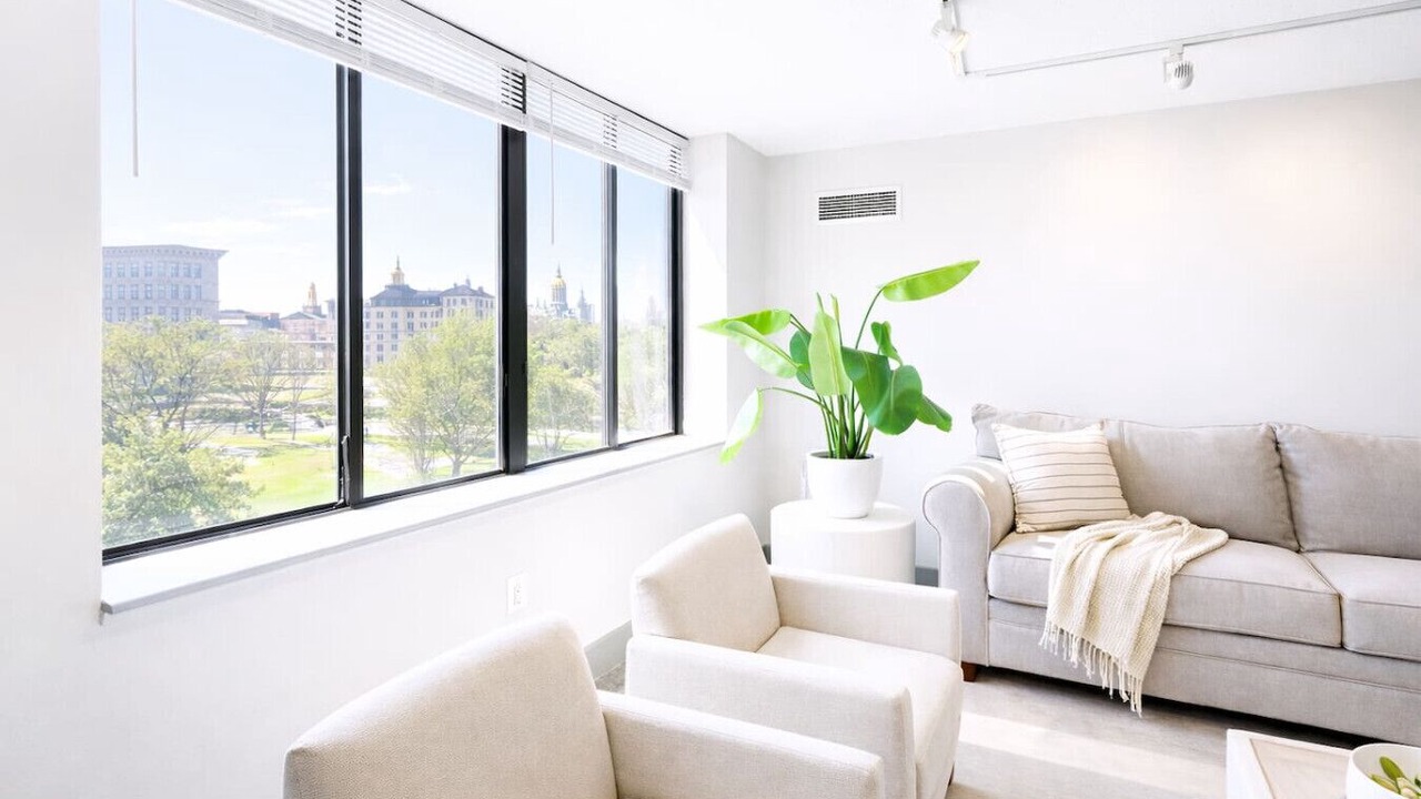 Photo of Livingroom in Downtown Hartford
