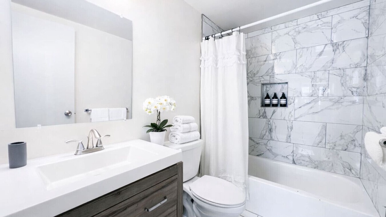 Photo of Bathroom in Downtown Hartford
