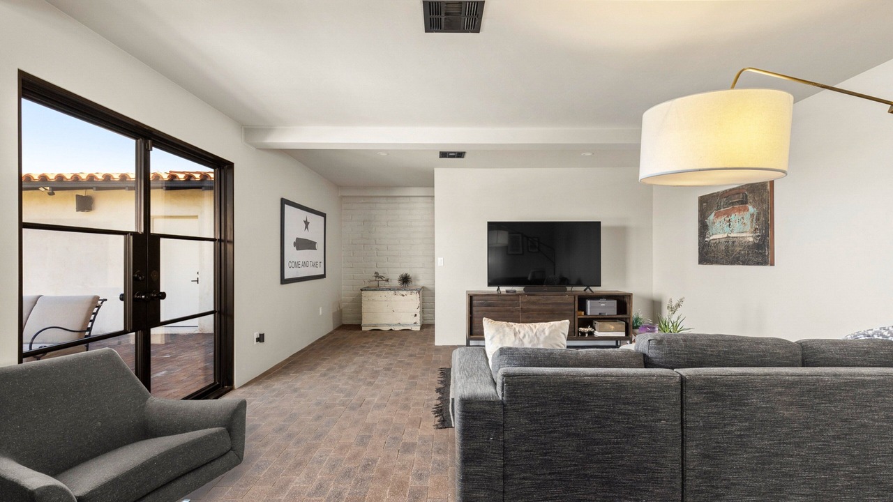 Photo of Livingroom in Catalina Foothills Estates