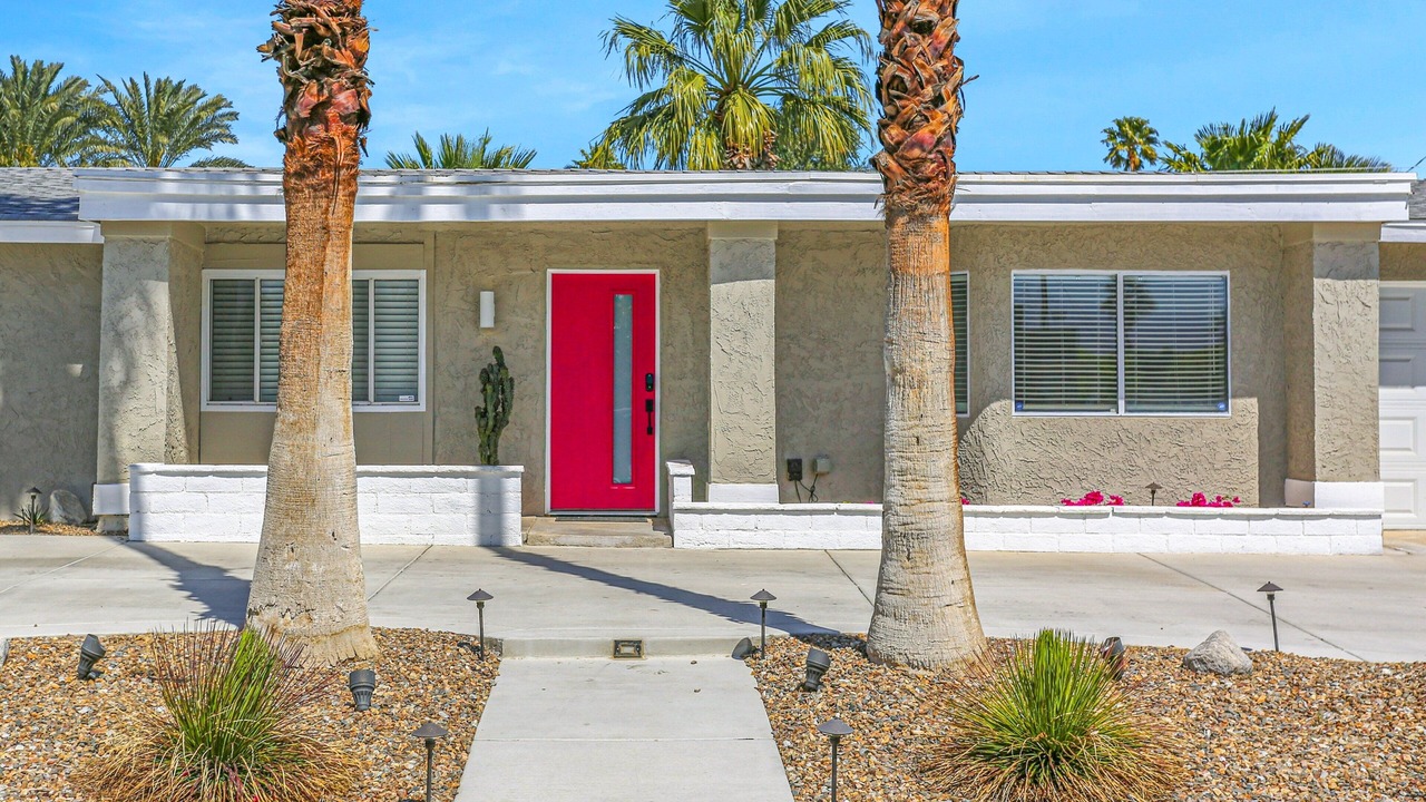 Photo of Outdoor in Desert Park Estates