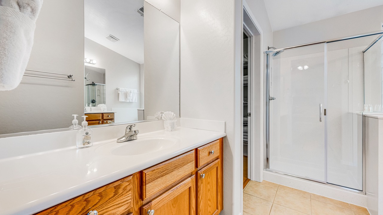 Photo of Bathroom in Suncliff