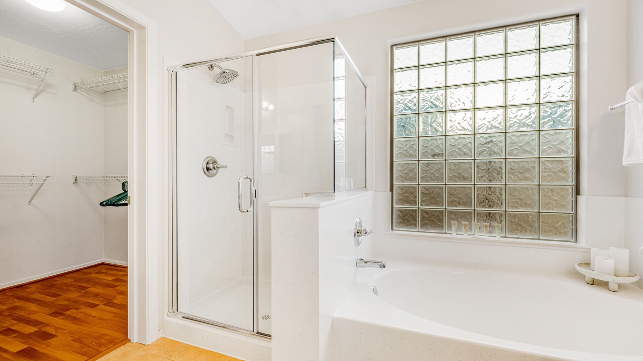 Photo of Bathroom in Suncliff