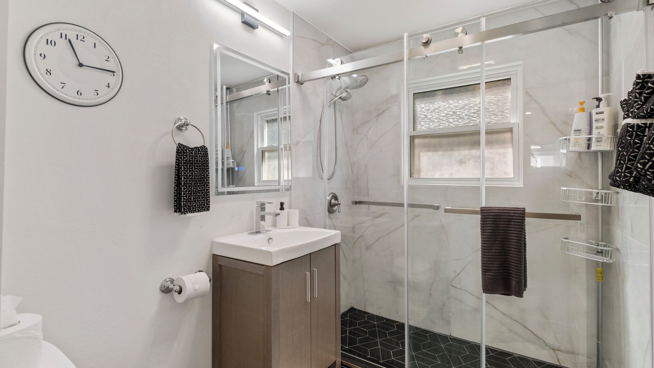 Photo of Bathroom in East Queen Anne