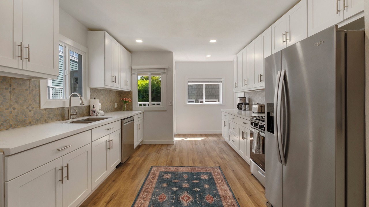 Photo of Kitchen in East Queen Anne