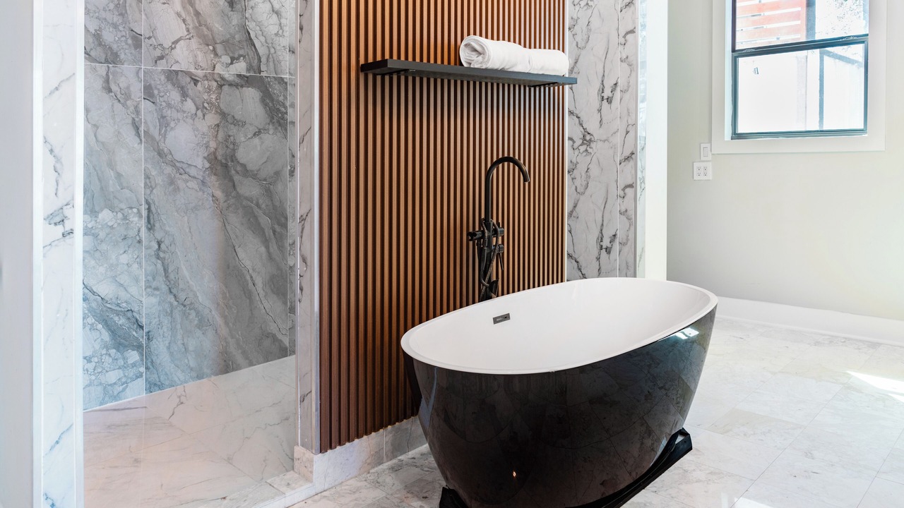 Photo of Bathroom in Vineyard Bay