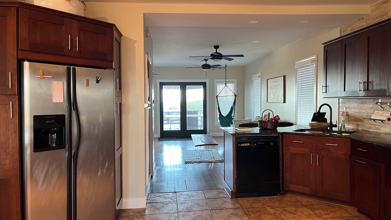 Photo of Kitchen in Sea Breeze