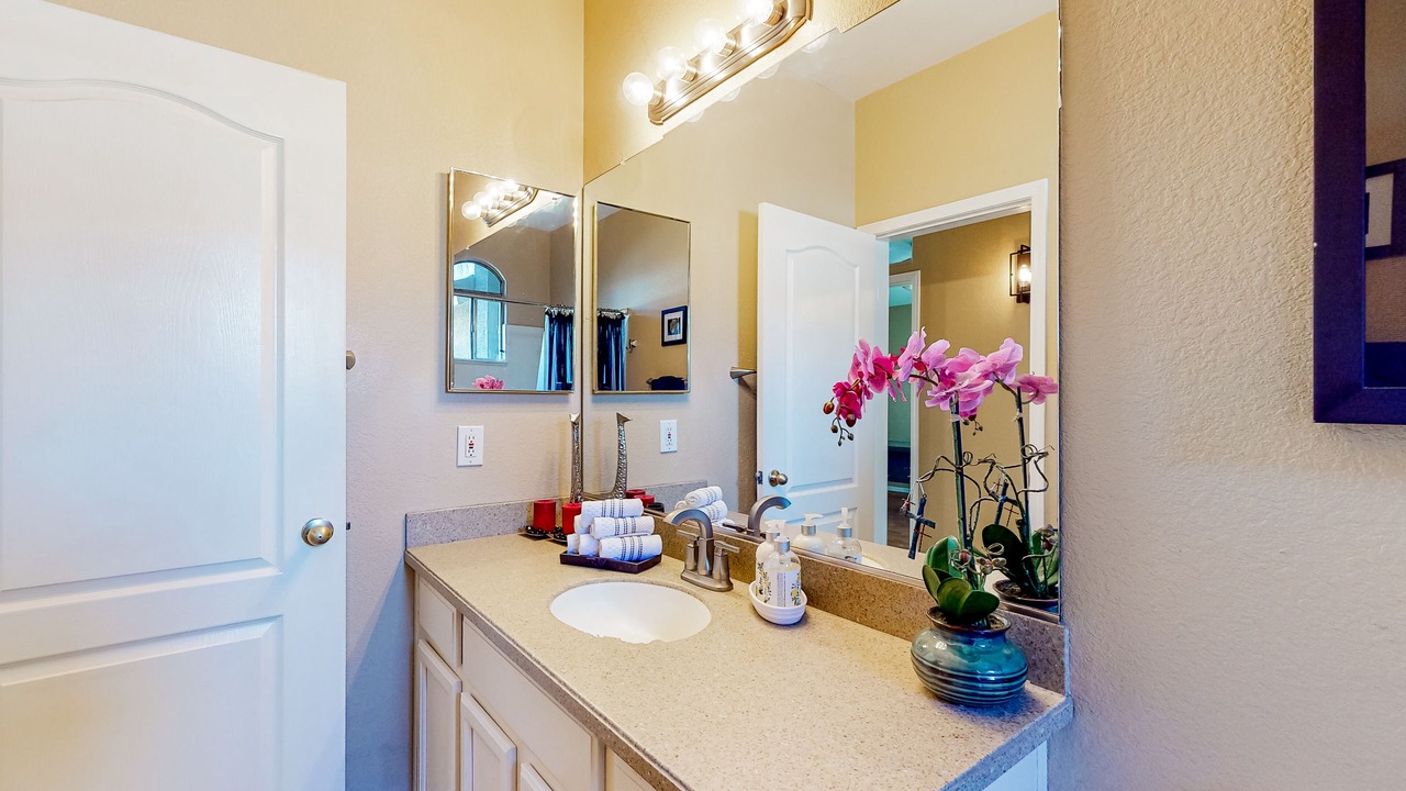 Photo of Bathroom in Lindsay Ranch