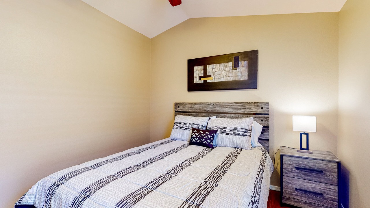 Photo of Bedroom in Lindsay Ranch
