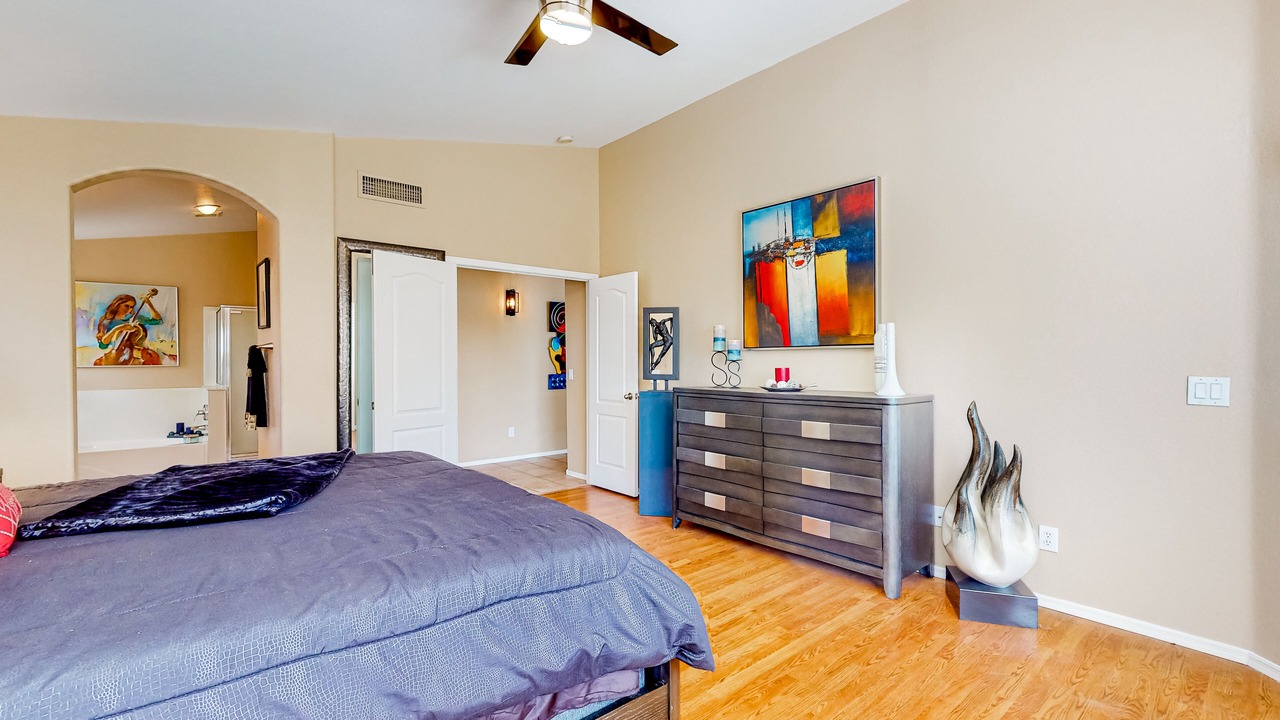 Photo of Bedroom in Lindsay Ranch