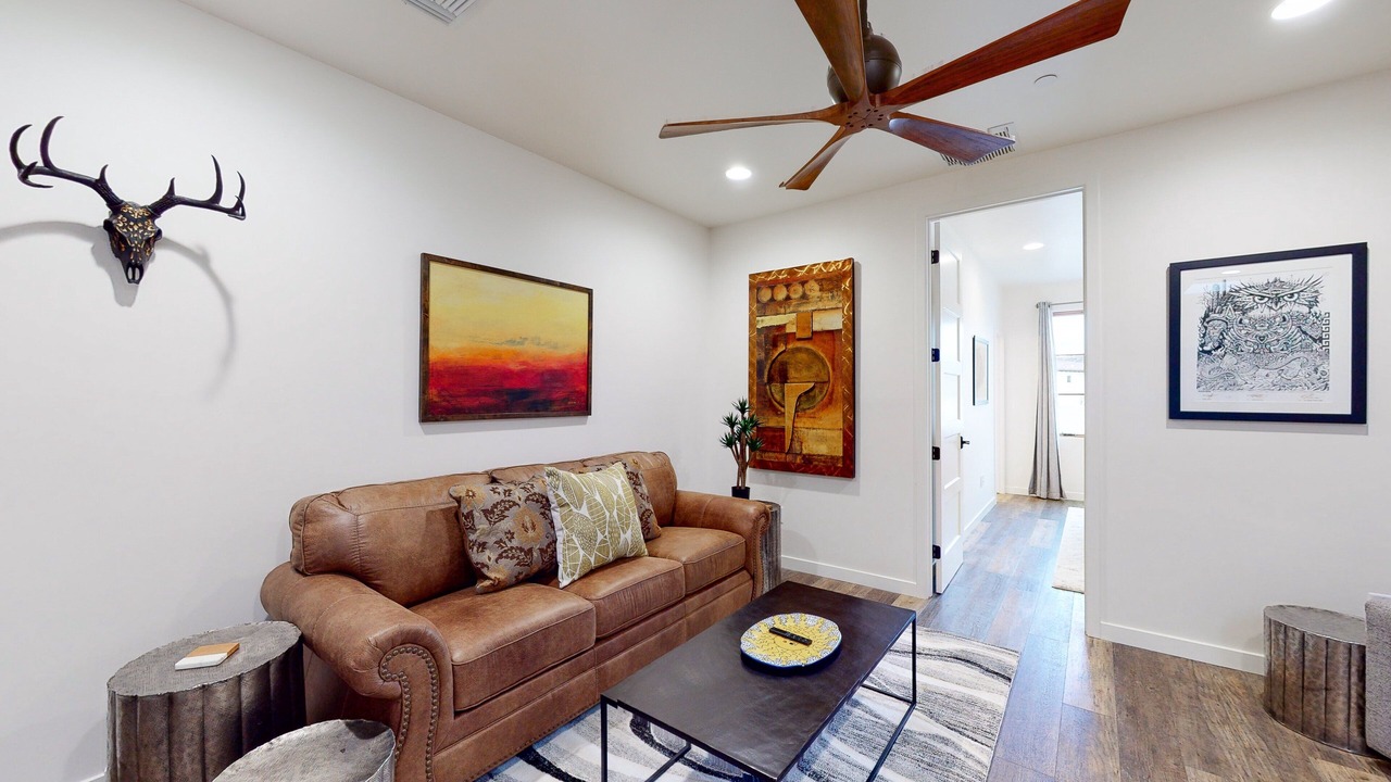 Photo of Livingroom in Menlo Park