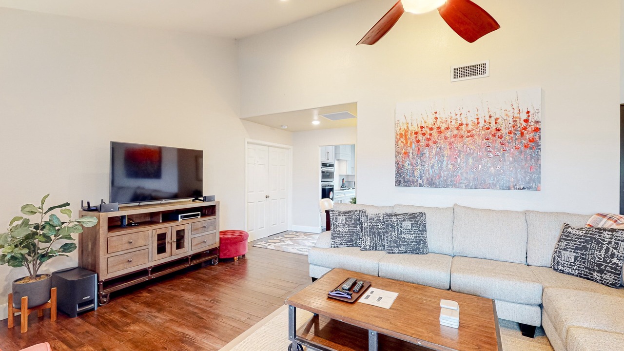 Photo of Livingroom in Tempe