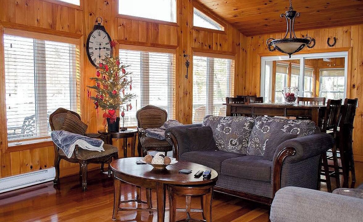 Photo of Livingroom in Cloyne