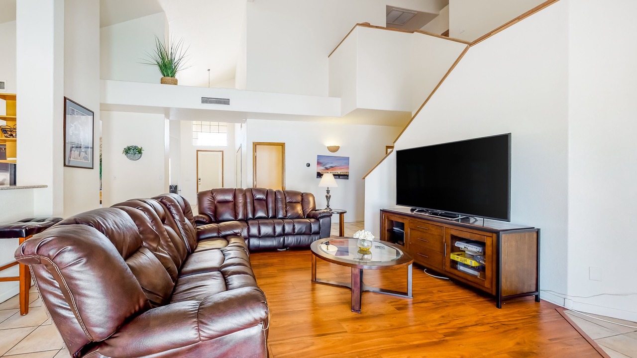 Photo of Livingroom in Garden Lakes