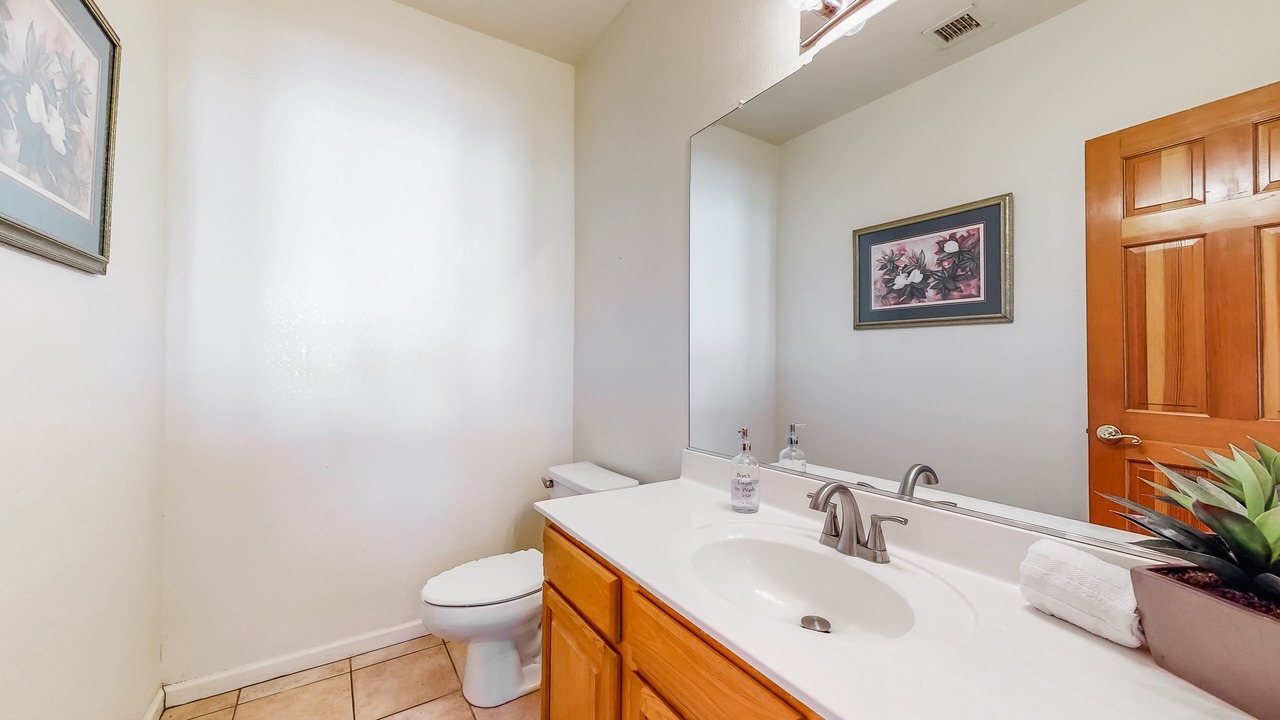 Photo of Bathroom in Garden Lakes