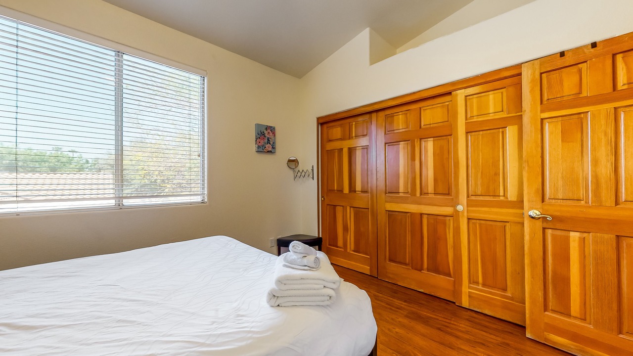 Photo of Bedroom in Garden Lakes