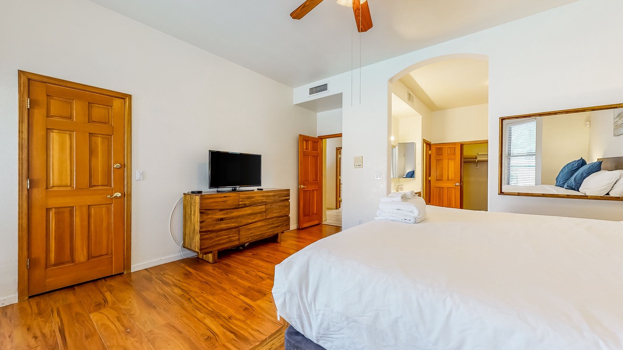 Photo of Bedroom in Garden Lakes