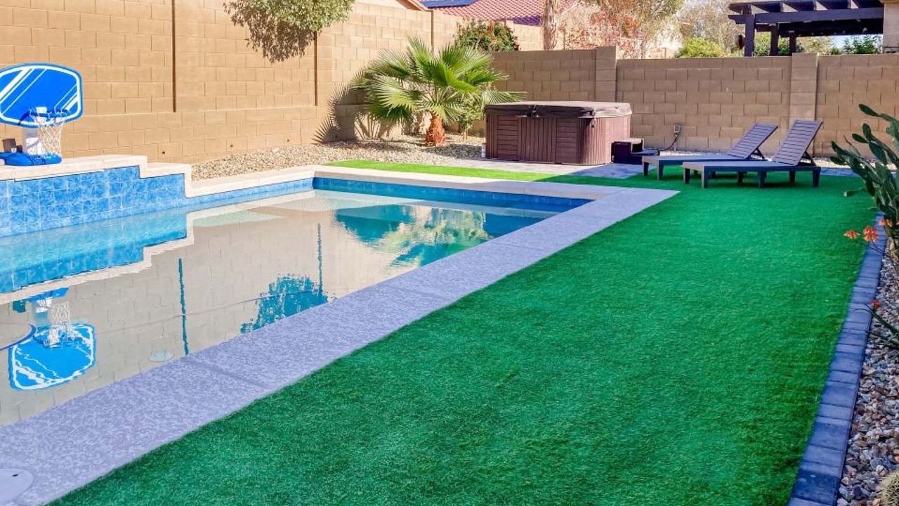 Photo of Outdoor in Canyon Trails West