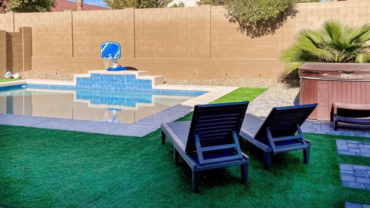 Photo of Outdoor in Canyon Trails West