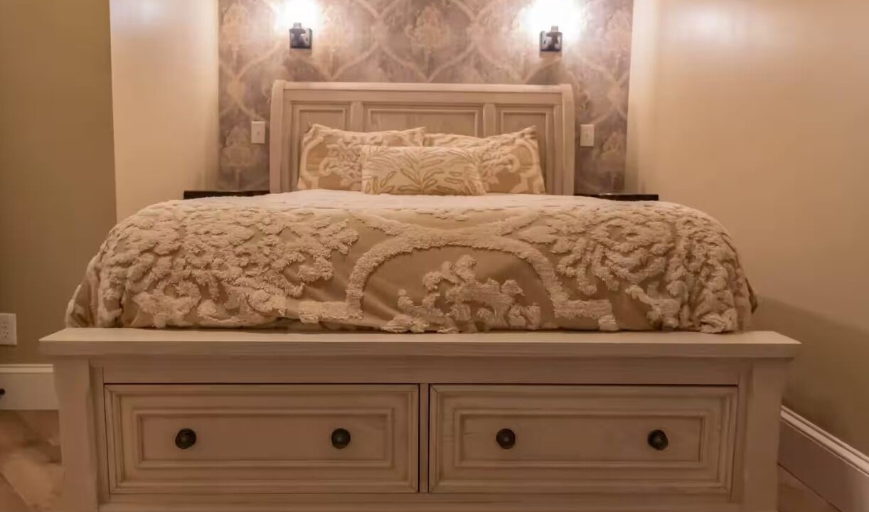 Photo of Bedroom in Forestburg