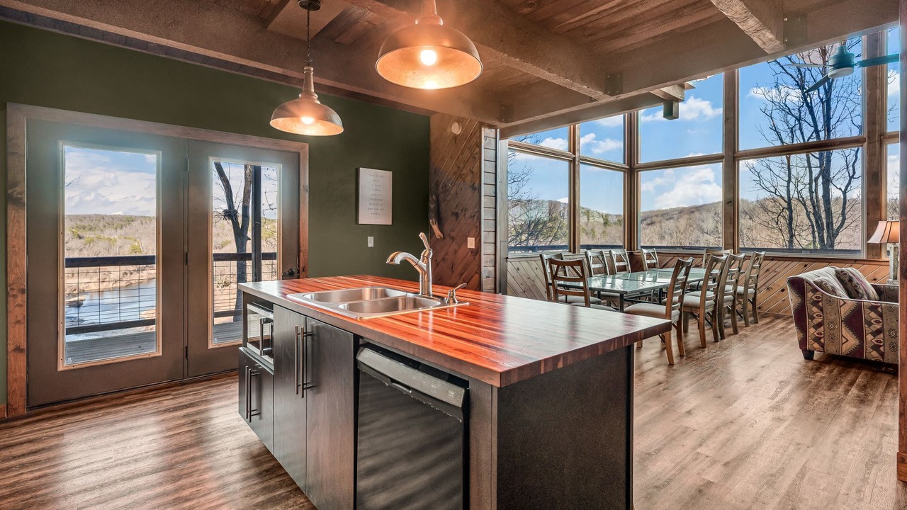 Photo of Others in Dora