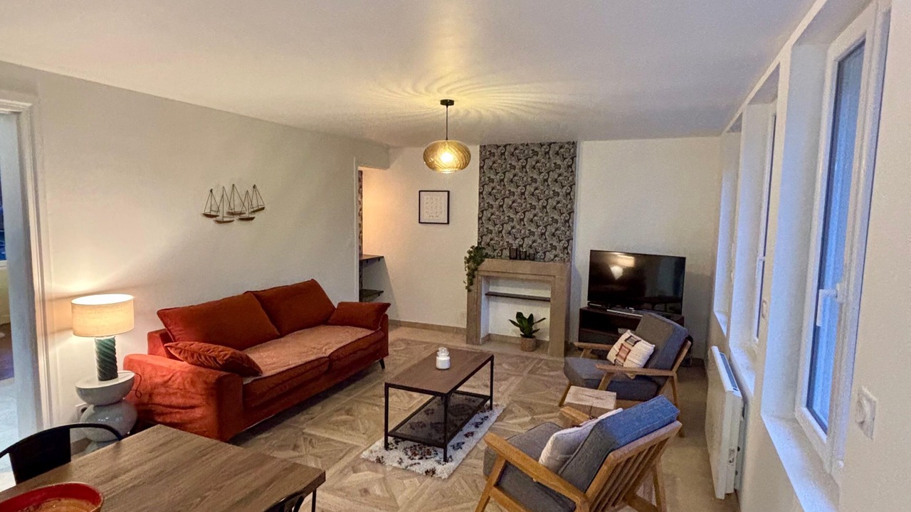 Photo of Livingroom in Calais City Center
