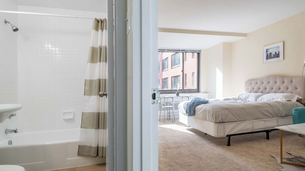 Photo of Bedroom in Rosslyn