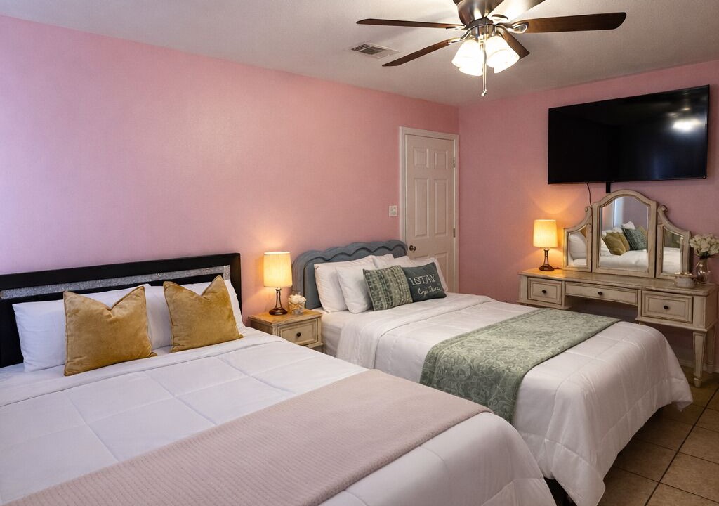 Photo of Bedroom in Broadmoor