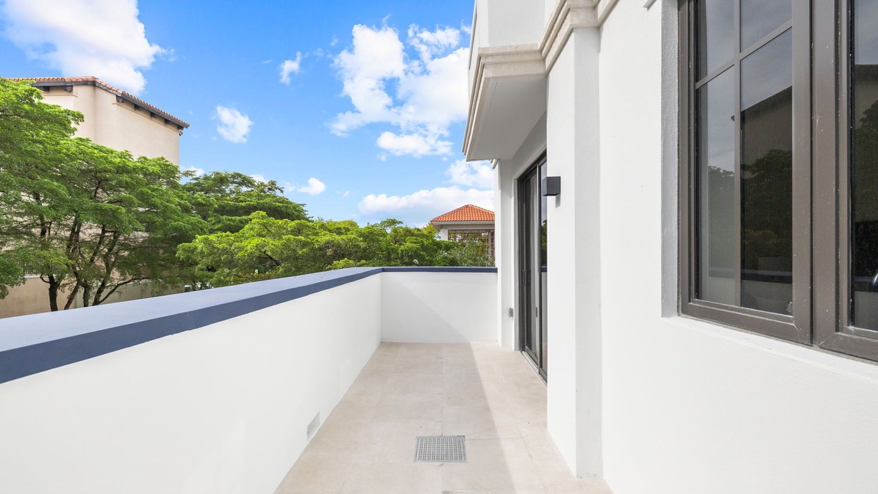 Photo of Patio Balcony in Industrial Section