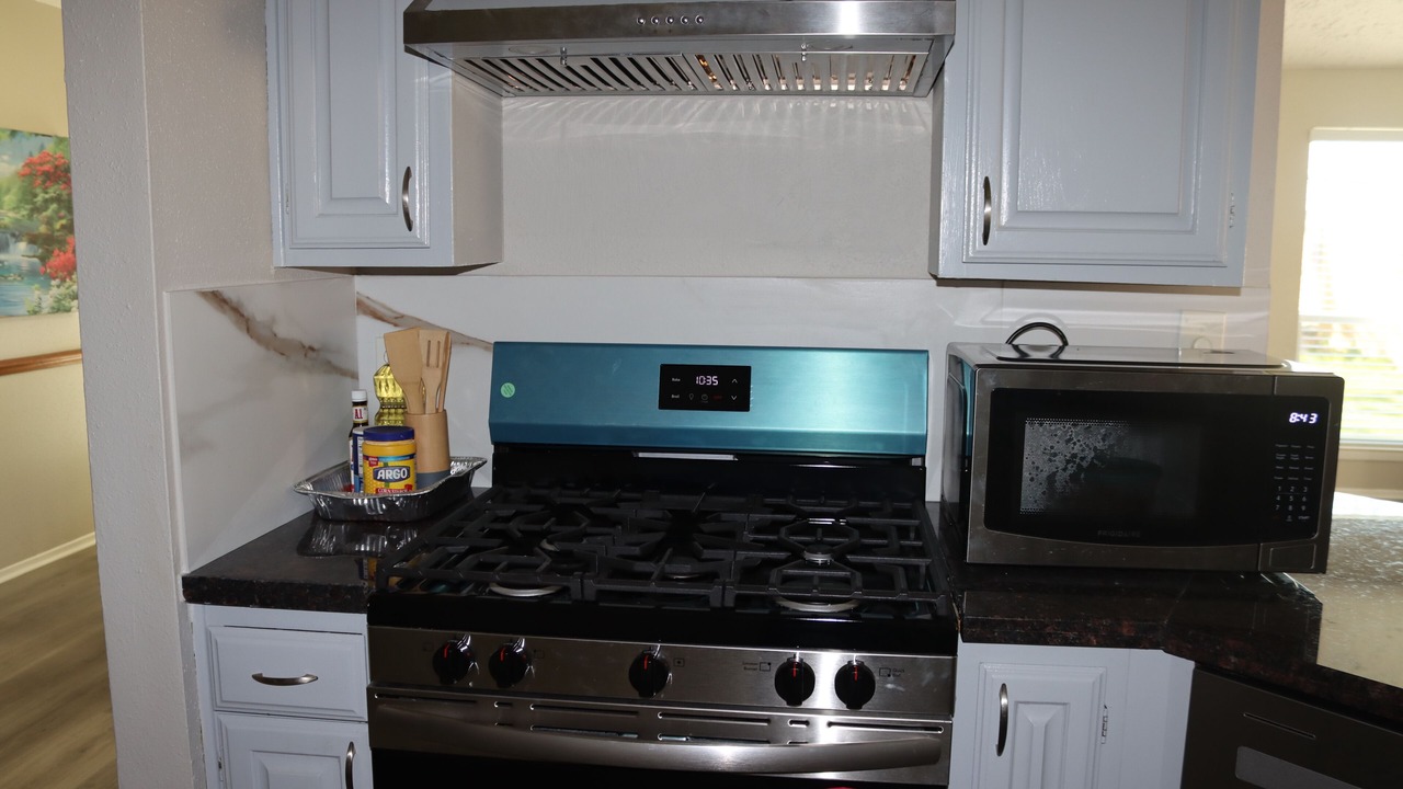 Photo of Kitchen in Southbelt/Ellington